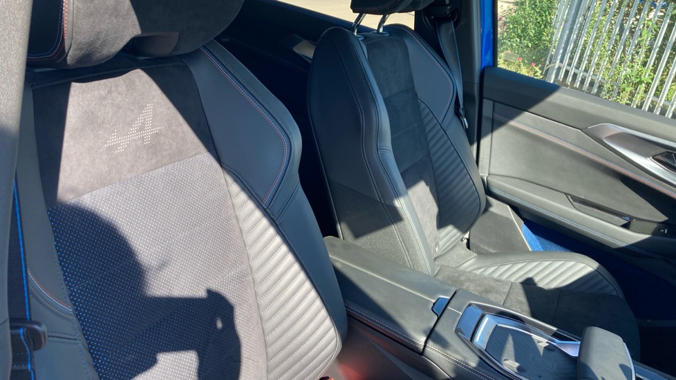 Renault Rafale E-Tech FHEV Techno Esprit Alpine 5dr Auto 4C Hybrid Estate - Image 68