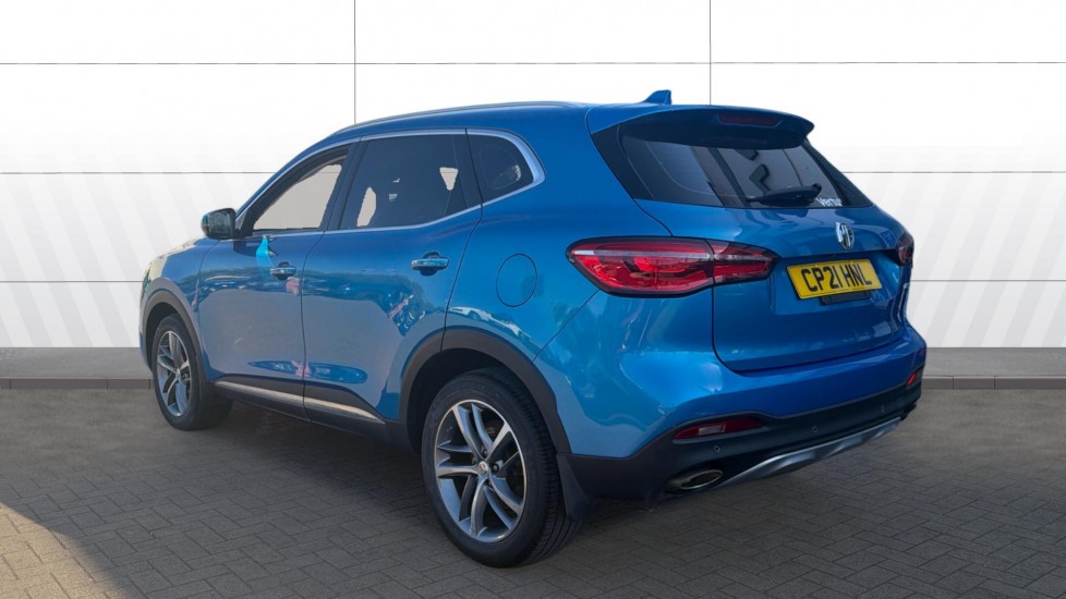 MG HS 1.5 T-GDI Exclusive 5dr DCT Petrol Hatchback - Image 2