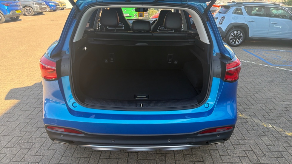 MG HS 1.5 T-GDI Exclusive 5dr DCT Petrol Hatchback - Image 4