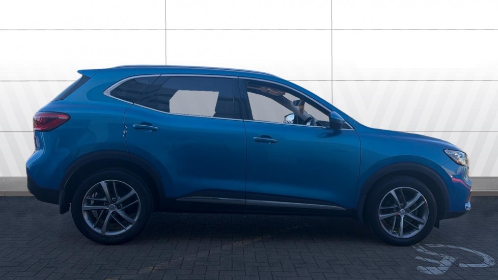 MG HS 1.5 T-GDI Exclusive 5dr DCT Petrol Hatchback - Image 5