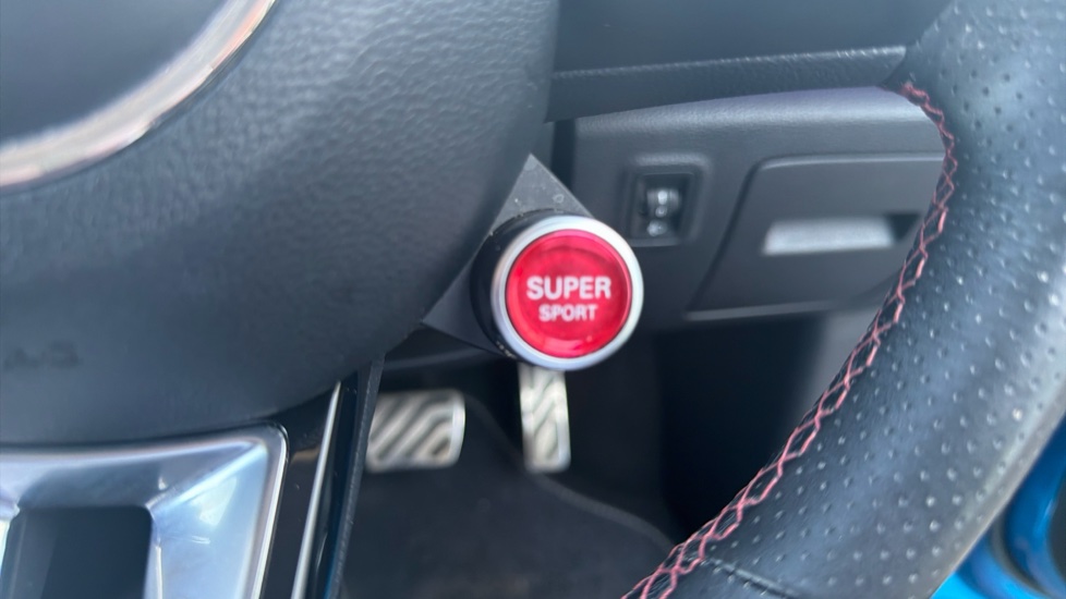 MG HS 1.5 T-GDI Exclusive 5dr DCT Petrol Hatchback - Image 27