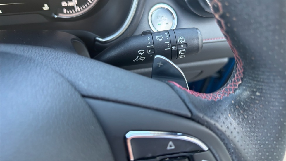 MG HS 1.5 T-GDI Exclusive 5dr DCT Petrol Hatchback - Image 29