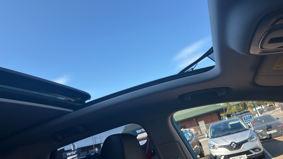 MG HS 1.5 T-GDI Exclusive 5dr DCT Petrol Hatchback - Image 31