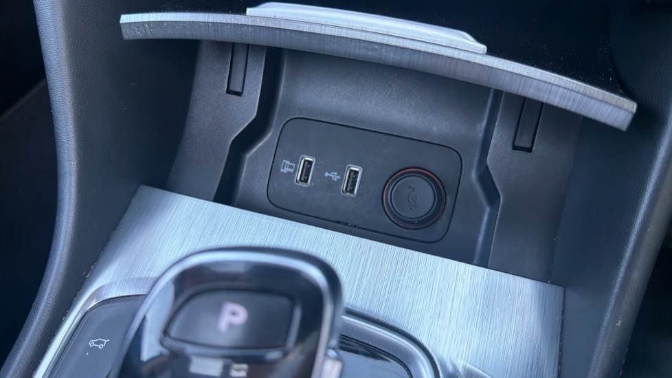 MG HS 1.5 T-GDI Exclusive 5dr DCT Petrol Hatchback - Image 34