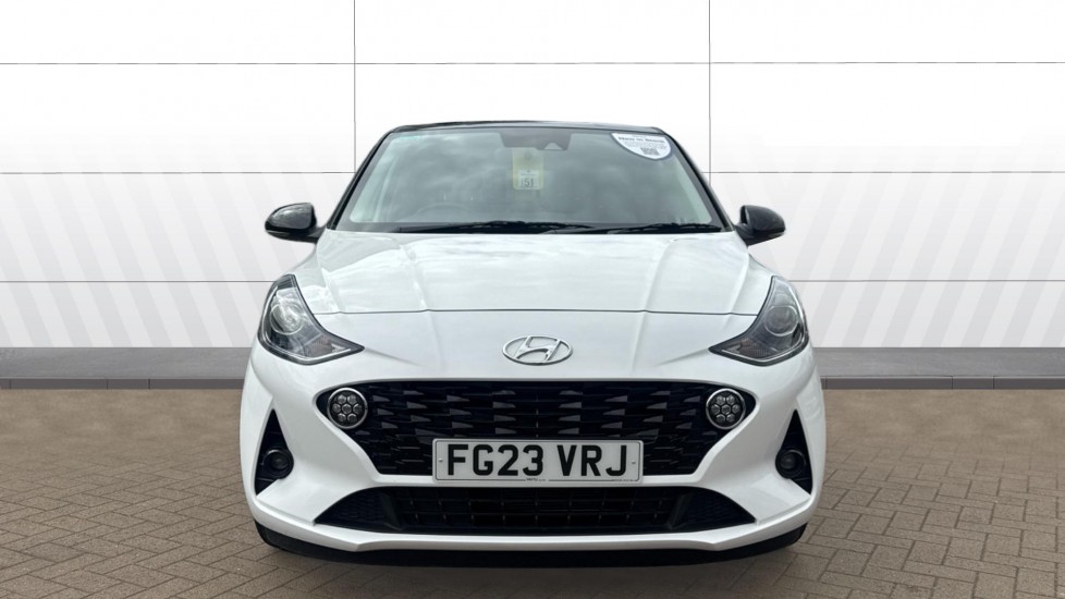 Hyundai i10 1.0 MPi Premium 5dr Auto Petrol Hatchback - Image 3