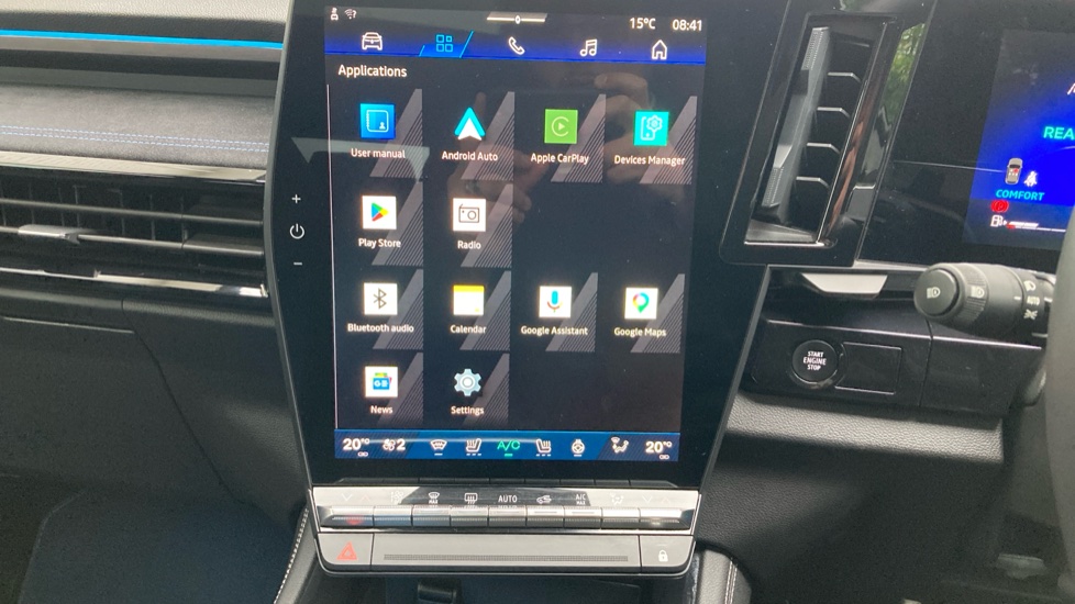 Renault Rafale E-Tech FHEV Iconic Esprit Alpine 5dr Auto 4C Hybrid Estate - Image 28