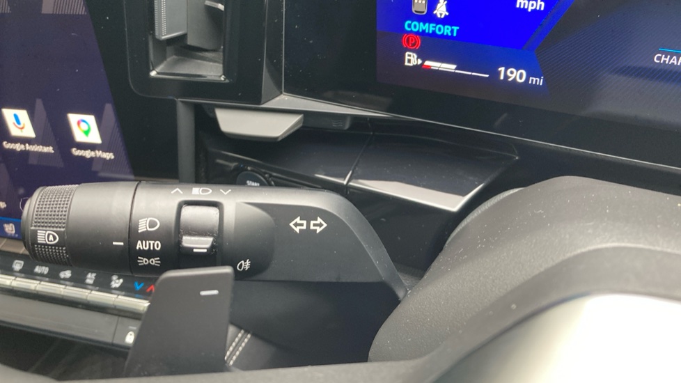 Renault Rafale E-Tech FHEV Iconic Esprit Alpine 5dr Auto 4C Hybrid Estate - Image 34