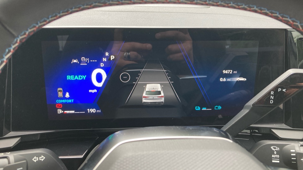Renault Rafale E-Tech FHEV Iconic Esprit Alpine 5dr Auto 4C Hybrid Estate - Image 37