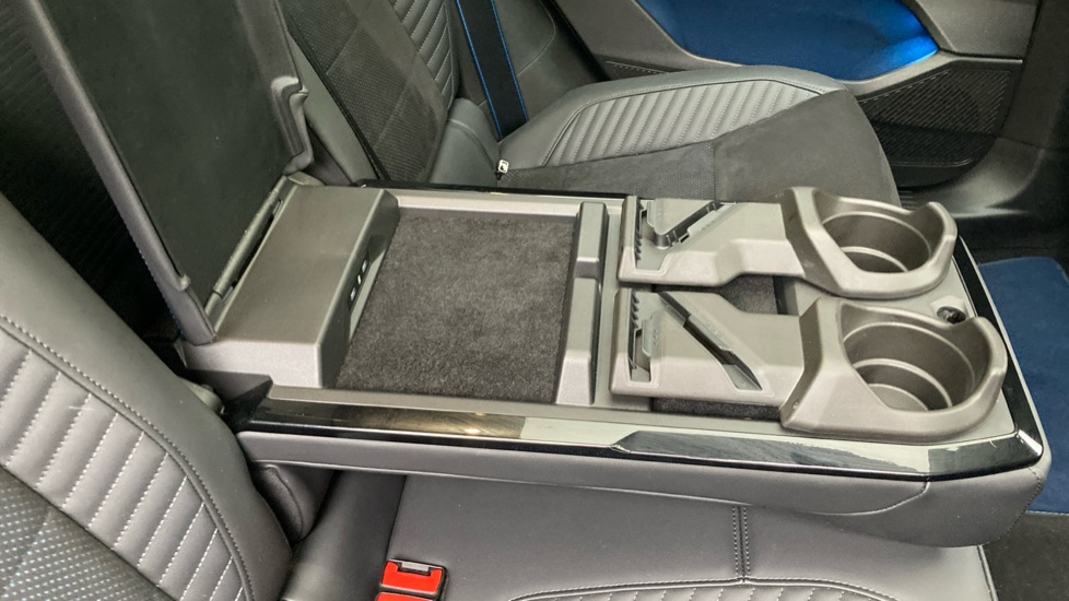 Renault Rafale E-Tech FHEV Iconic Esprit Alpine 5dr Auto 4C Hybrid Estate - Image 49