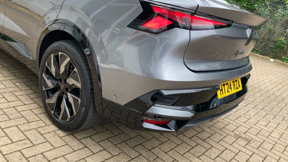 Renault Rafale E-Tech FHEV Iconic Esprit Alpine 5dr Auto 4C Hybrid Estate - Image 58