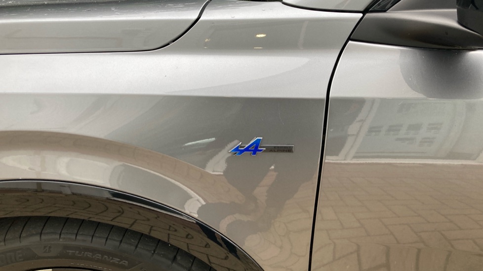 Renault Rafale E-Tech FHEV Iconic Esprit Alpine 5dr Auto 4C Hybrid Estate - Image 60