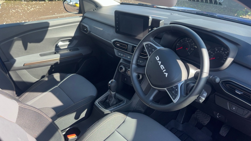 Dacia Sandero Stepway 1.0 TCe Extreme 5dr CVT Petrol Hatchback - Image 11