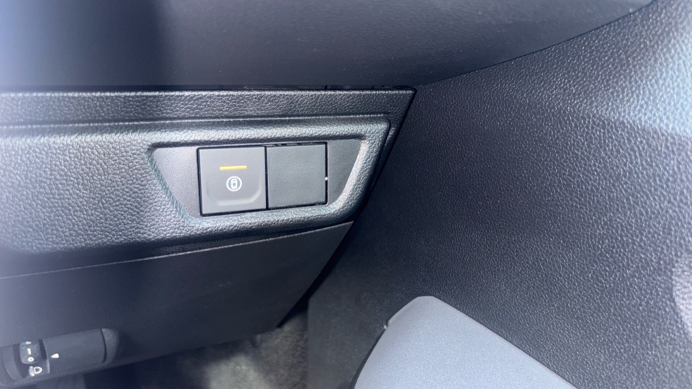 Dacia Sandero Stepway 1.0 TCe Extreme 5dr CVT Petrol Hatchback - Image 31
