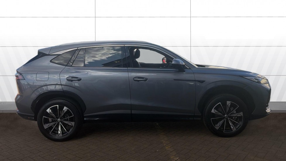 MG HS 1.5 T-GDI Trophy 5dr DCT Petrol Hatchback - Image 5