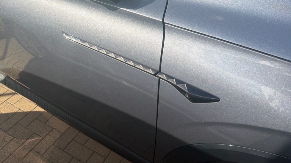 MG HS 1.5 T-GDI Trophy 5dr DCT Petrol Hatchback - Image 33