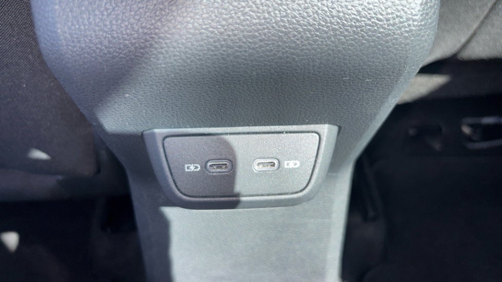 Volkswagen Polo 1.0 TSI Life 5dr Petrol Hatchback - Image 21