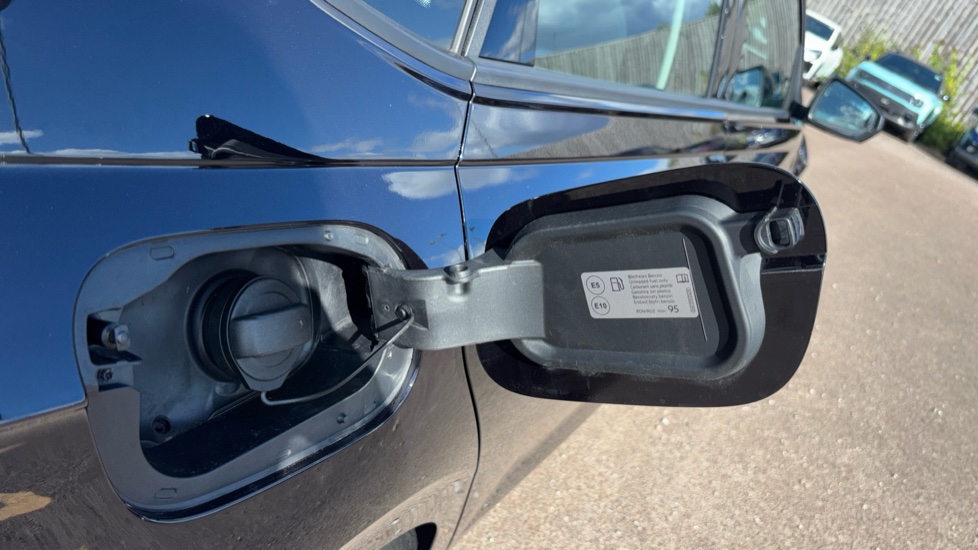 Volkswagen Polo 1.0 TSI Life 5dr Petrol Hatchback - Image 24