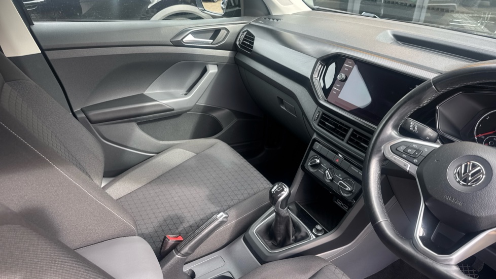 Volkswagen T-Cross 1.0 TSI SE 5dr Petrol Estate - Image 14