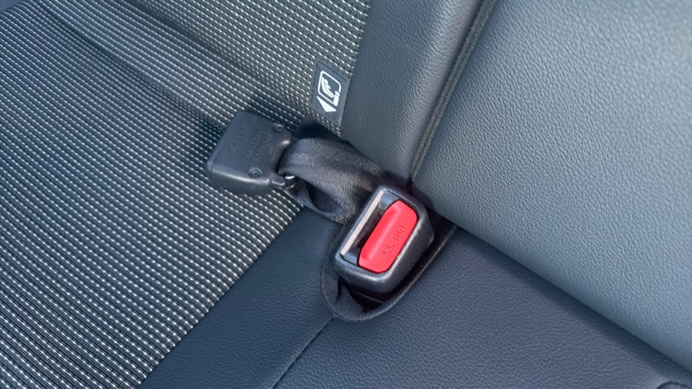 Toyota Yaris 1.5 Hybrid Excel 5dr CVT Hybrid Hatchback - Image 17