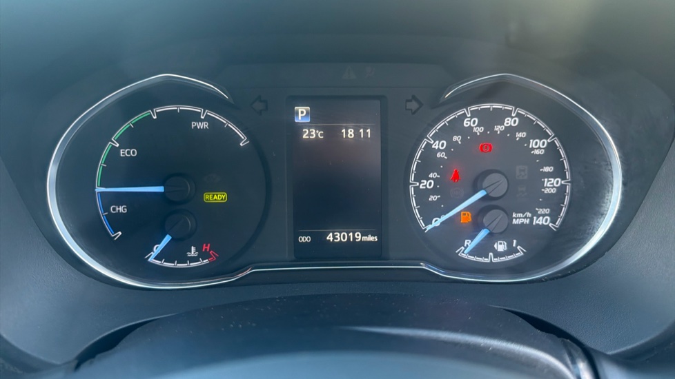 Toyota Yaris 1.5 Hybrid Excel 5dr CVT Hybrid Hatchback - Image 18