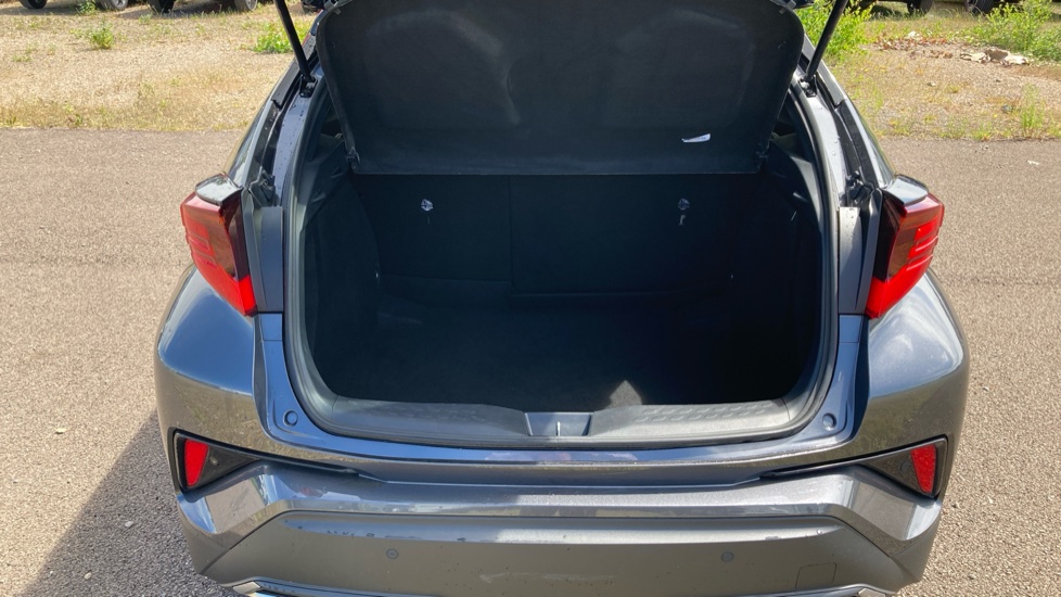 Toyota C-HR 1.8 Hybrid GR Sport 5dr CVT Hybrid Hatchback - Image 4