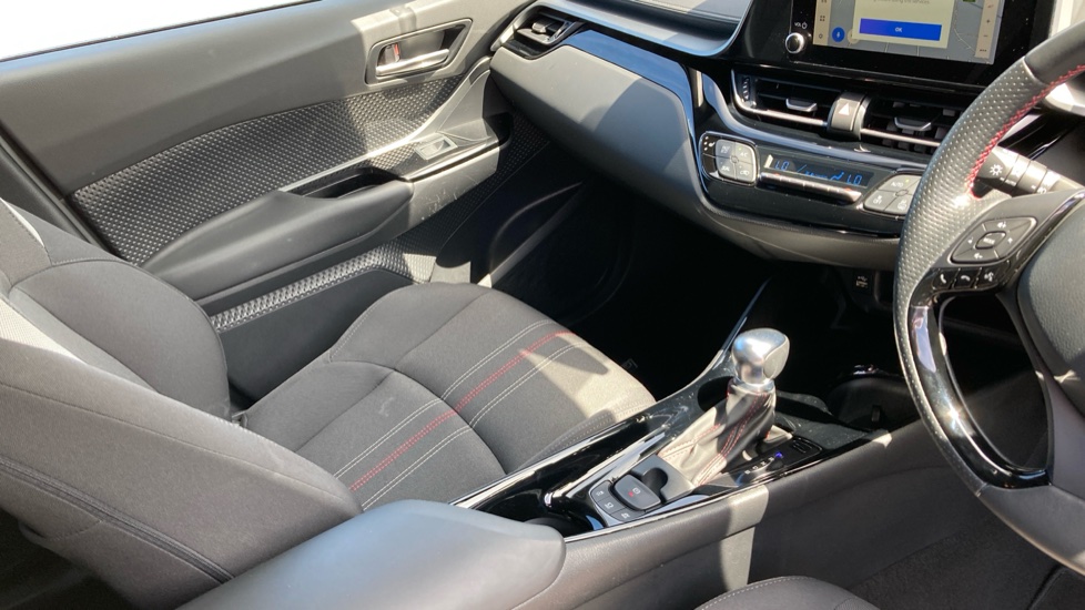 Toyota C-HR 1.8 Hybrid GR Sport 5dr CVT Hybrid Hatchback - Image 14