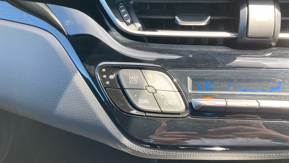 Toyota C-HR 1.8 Hybrid GR Sport 5dr CVT Hybrid Hatchback - Image 38