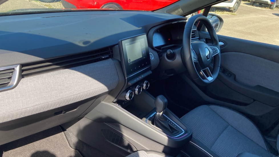 Renault Clio 1.6 E-TECH full hybrid 145 Techno 5dr Auto Hybrid Hatchback - Image 9