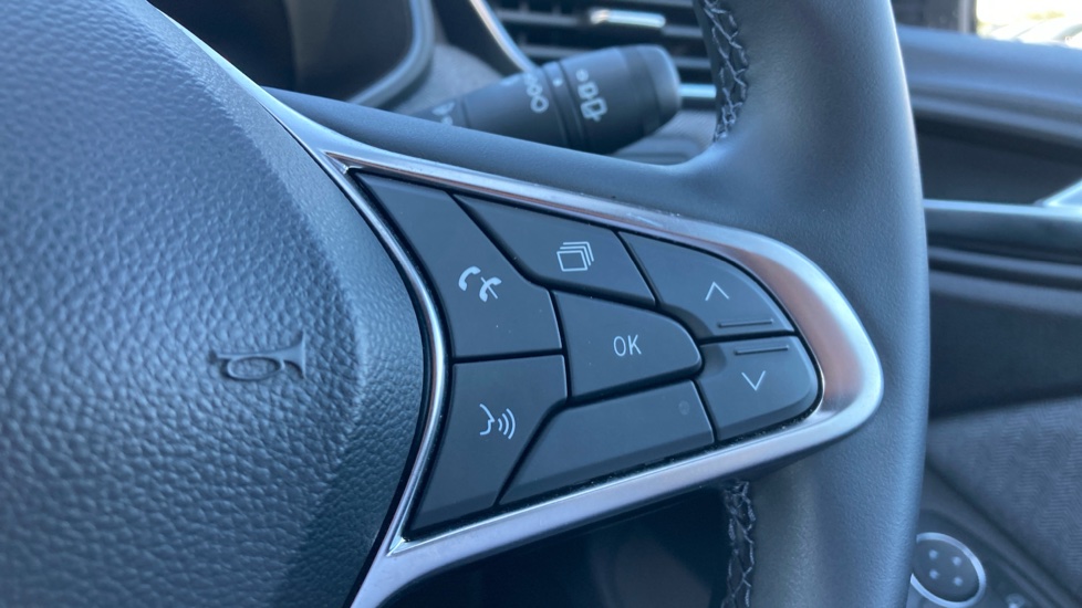 Renault Clio 1.6 E-TECH full hybrid 145 Techno 5dr Auto Hybrid Hatchback - Image 29