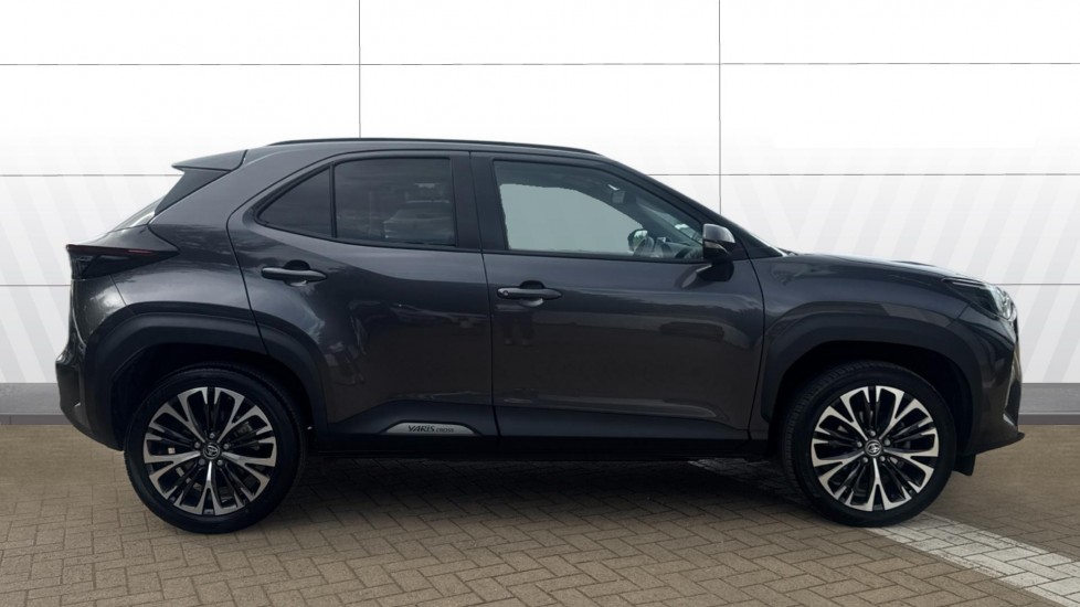 Toyota Yaris Cross 1.5 Hybrid Excel 5dr CVT Hybrid Estate - Image 5