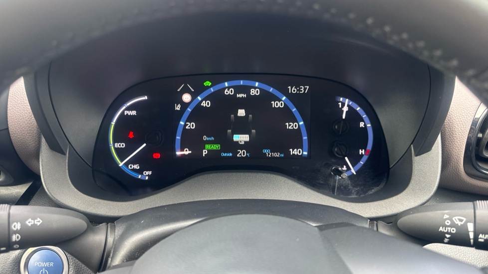Toyota Yaris Cross 1.5 Hybrid Excel 5dr CVT Hybrid Estate - Image 18