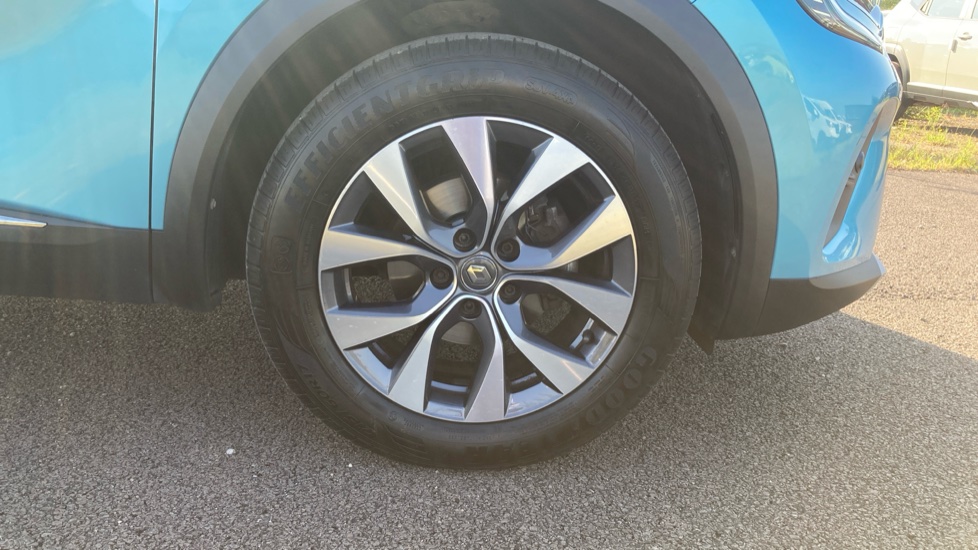 Renault Captur 1.3 TCE 130 S Edition 5dr EDC Petrol Hatchback - Image 36