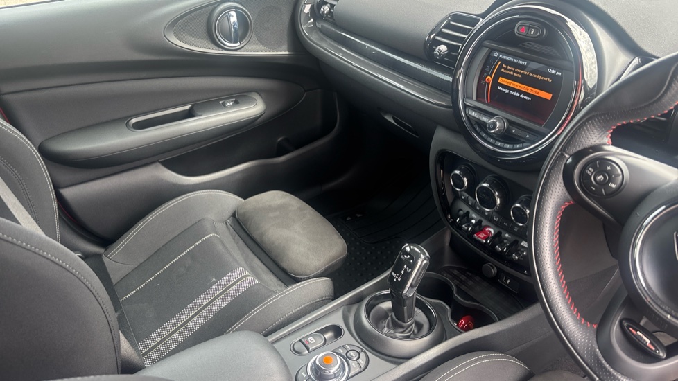MINI Clubman 1.5 Cooper Sport 6dr Auto Petrol Estate - Image 14