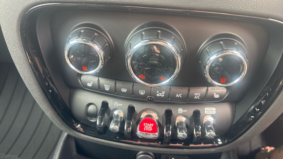 MINI Clubman 1.5 Cooper Sport 6dr Auto Petrol Estate - Image 33