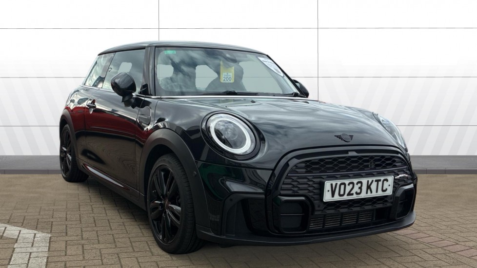 MINI Hatchback 1.5 Cooper Sport 3dr Auto [Comfort/Nav Pack] Petrol Hatchback - Image 1