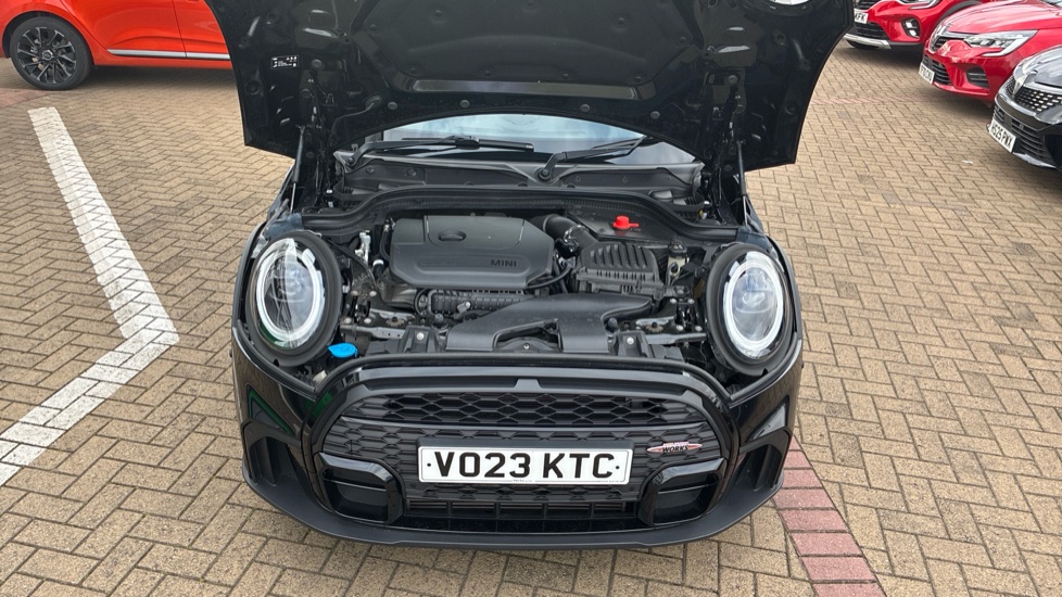 MINI Hatchback 1.5 Cooper Sport 3dr Auto [Comfort/Nav Pack] Petrol Hatchback - Image 8