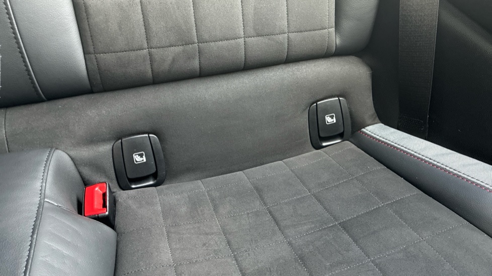MINI Hatchback 1.5 Cooper Sport 3dr Auto [Comfort/Nav Pack] Petrol Hatchback - Image 24