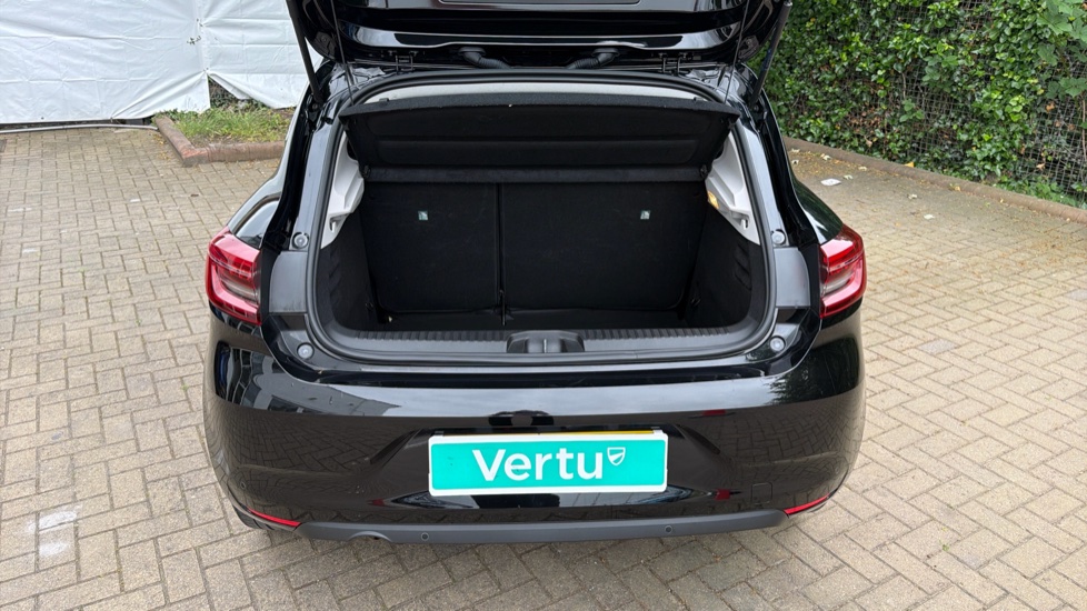 Renault Clio 1.0 TCe 90 Evolution 5dr Petrol Hatchback - Image 4