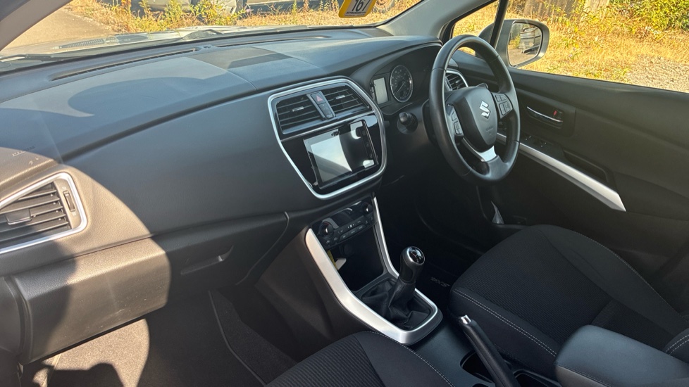 Suzuki Sx4 S Cross 1.0 Boosterjet SZ-T 5dr Petrol Hatchback - Image 9
