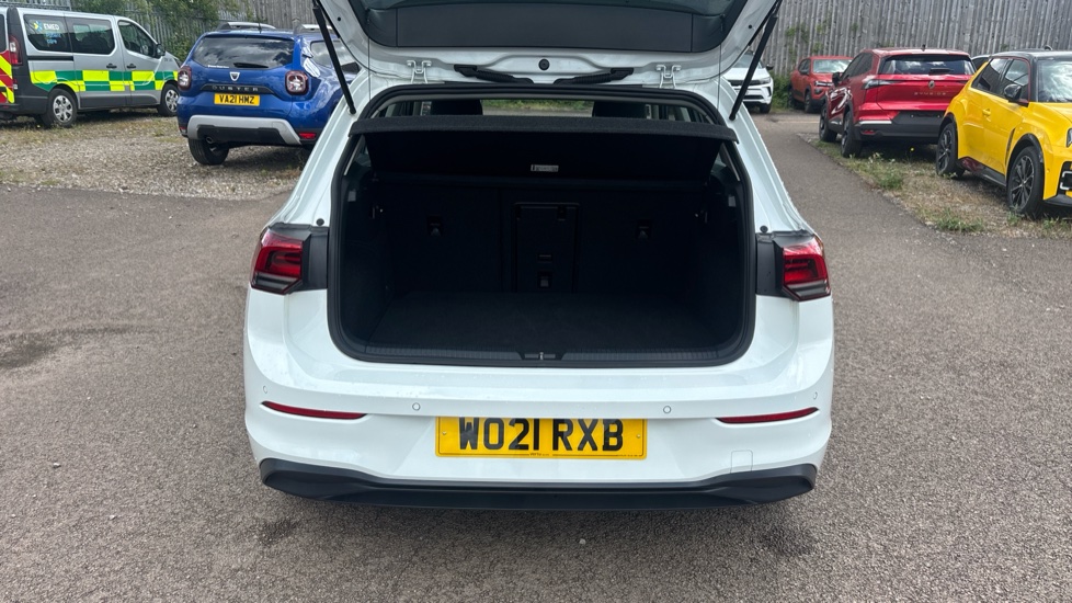 Volkswagen Golf 1.5 TSI 150 Life 5dr Petrol Hatchback - Image 4