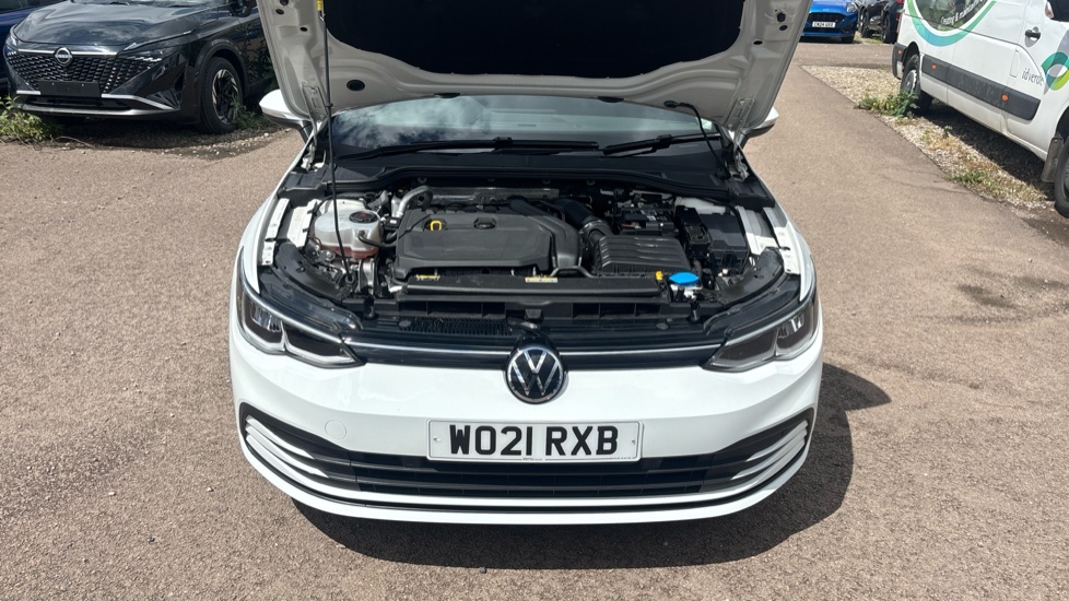 Volkswagen Golf 1.5 TSI 150 Life 5dr Petrol Hatchback - Image 8