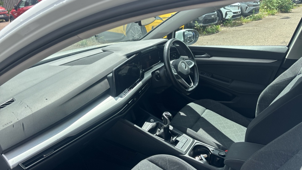 Volkswagen Golf 1.5 TSI 150 Life 5dr Petrol Hatchback - Image 9