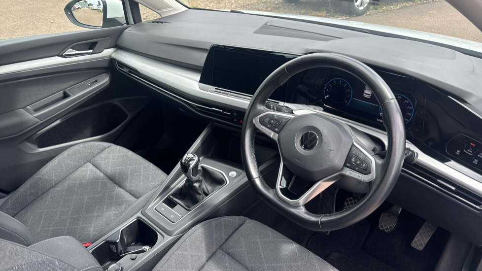 Volkswagen Golf 1.5 TSI 150 Life 5dr Petrol Hatchback - Image 11