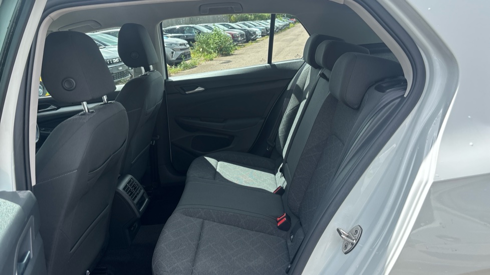 Volkswagen Golf 1.5 TSI 150 Life 5dr Petrol Hatchback - Image 16