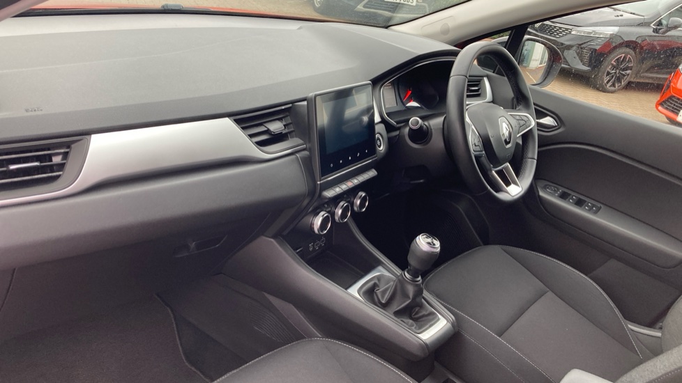 Renault Captur 1.0 TCE 100 Iconic 5dr Petrol Hatchback - Image 9