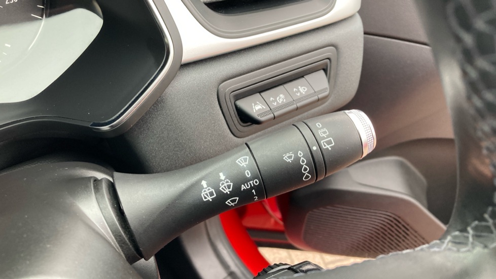Renault Captur 1.0 TCE 100 Iconic 5dr Petrol Hatchback - Image 22