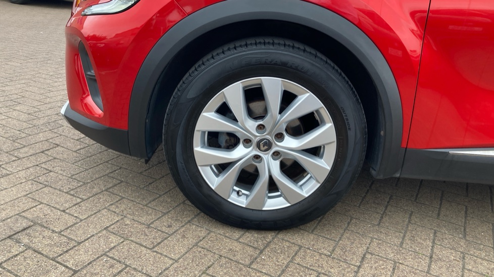 Renault Captur 1.0 TCE 100 Iconic 5dr Petrol Hatchback - Image 38