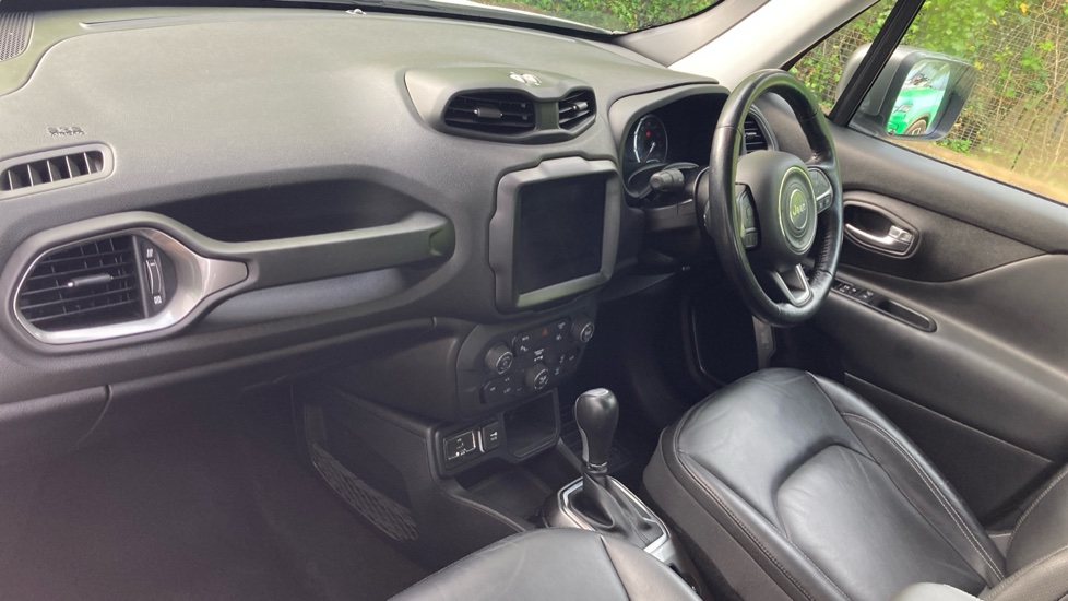 Jeep Renegade 1.6 Multijet Limited 5dr DDCT Diesel Hatchback - Image 9