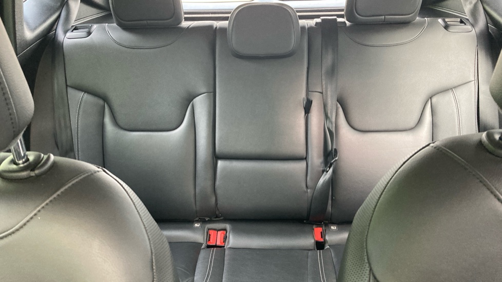 Jeep Renegade 1.6 Multijet Limited 5dr DDCT Diesel Hatchback - Image 15