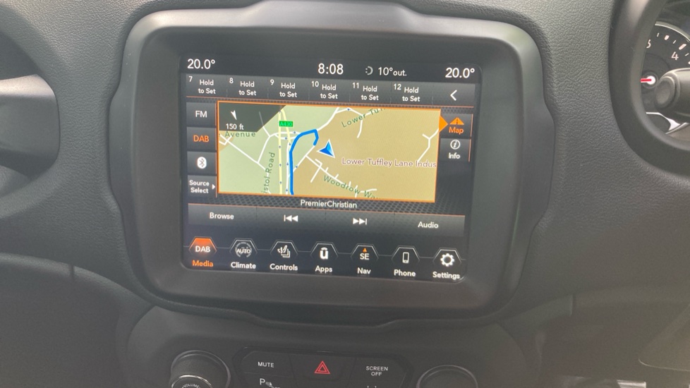 Jeep Renegade 1.6 Multijet Limited 5dr DDCT Diesel Hatchback - Image 21